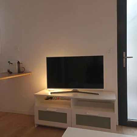 Apartment Studio Cosy Avec Terrasse Et Jardin